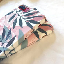 Load image into Gallery viewer, IPHONE CASE - ITEM CODE - P2