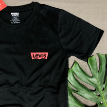 Load image into Gallery viewer, LEVIS Branded T Shirt ( T shirt item code - LE/BLACK )