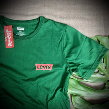 Load image into Gallery viewer, LEVIS Branded T Shirt ( T shirt item code - LE/Green )
